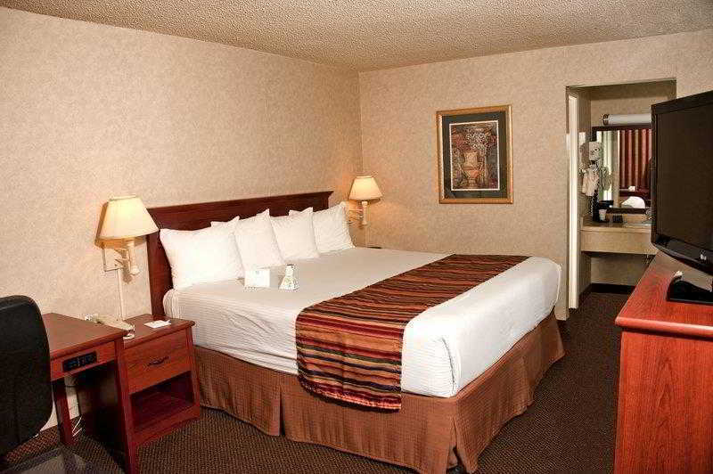 Best Western Sherwood Inn Clarksville Zimmer foto