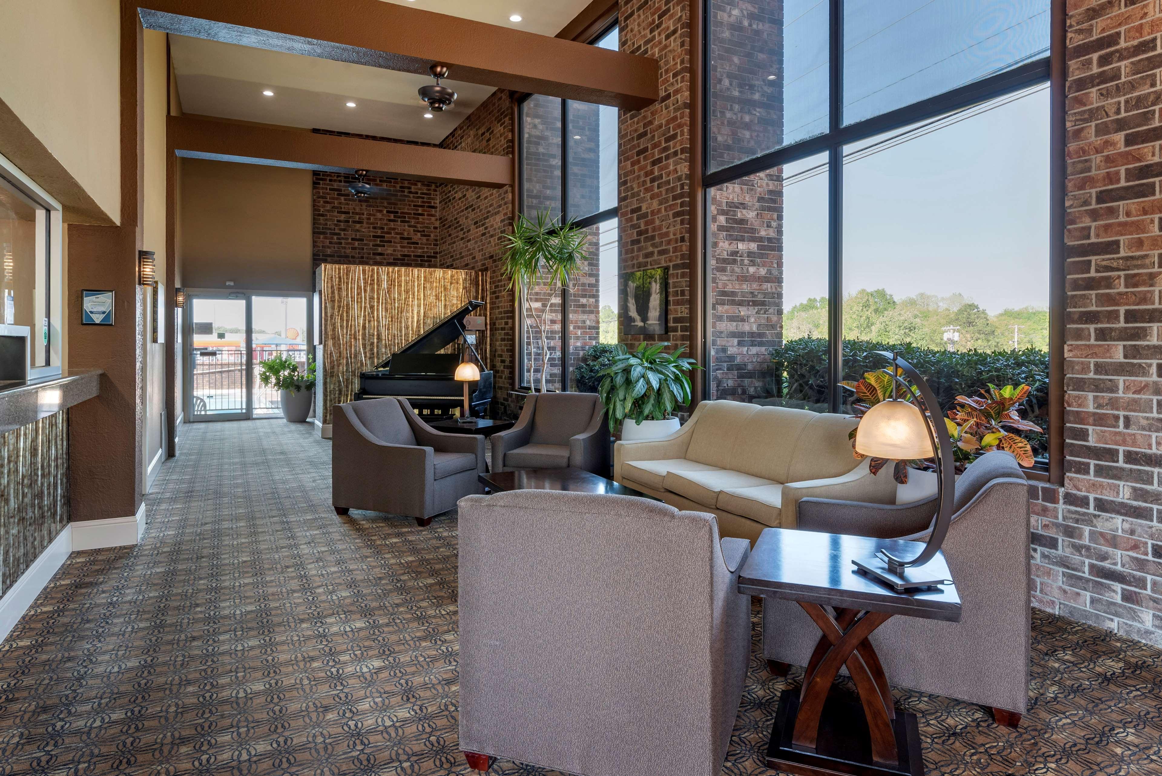 Best Western Sherwood Inn Clarksville Exterior foto
